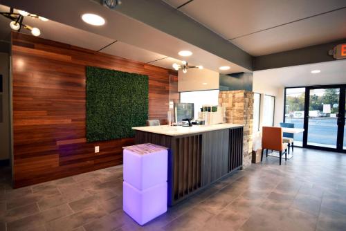 Imagen general del Hotel Baymont by Wyndham Pine Grove I-81. Foto 2