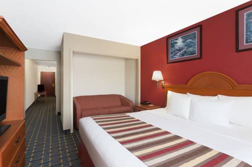 Imagen de la habitación del Hotel Baymont by Wyndham Pooler/Savannah. Foto 4