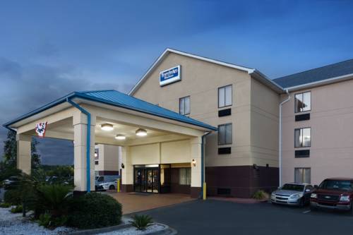 Imagen general del Hotel Baymont by Wyndham Pooler/Savannah. Foto 3