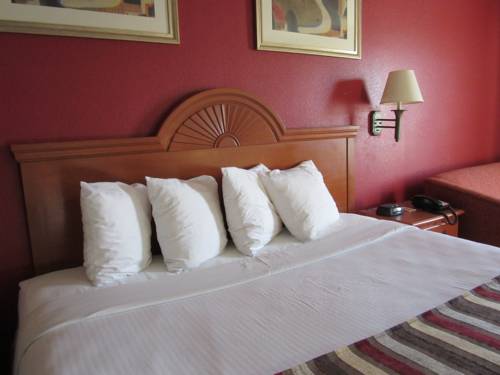 Imagen de la habitación del Hotel Baymont by Wyndham Pooler/Savannah. Foto 8
