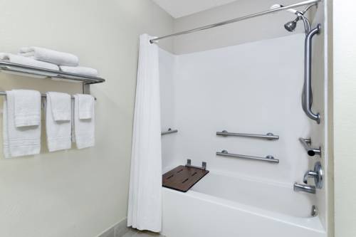 Imagen de la habitación del Hotel Baymont by Wyndham Pooler/Savannah. Foto 13