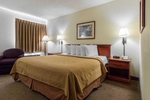 Imagen de la habitación del Hotel Baymont by Wyndham Port Wentworth. Foto 8