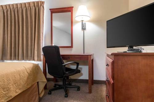 Imagen de la habitación del Hotel Baymont by Wyndham Port Wentworth. Foto 11