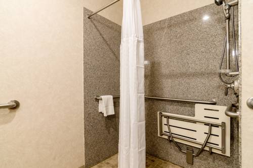 Imagen de la habitación del Hotel Baymont by Wyndham Pratt. Foto 3