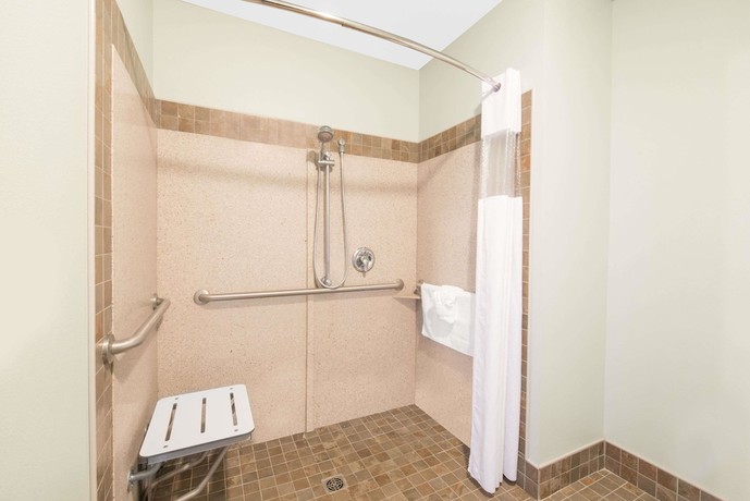 Imagen de la habitación del Hotel Baymont by Wyndham Rapid City. Foto 6