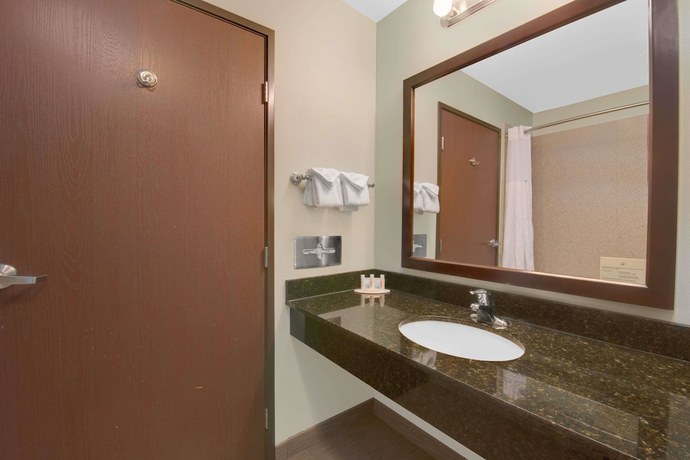 Imagen de la habitación del Hotel Baymont by Wyndham Rapid City. Foto 9