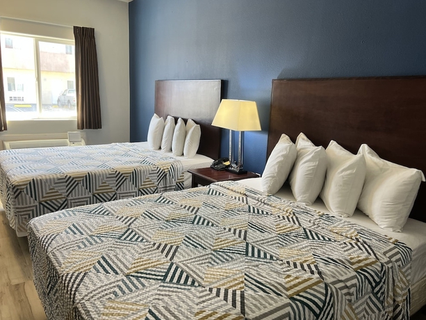 Imagen de la habitación del Hotel Baymont by Wyndham Ridgecrest. Foto 8