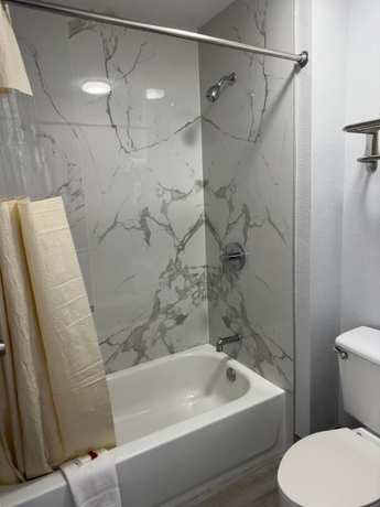 Imagen de la habitación del Hotel Baymont by Wyndham Rock Hill. Foto 9