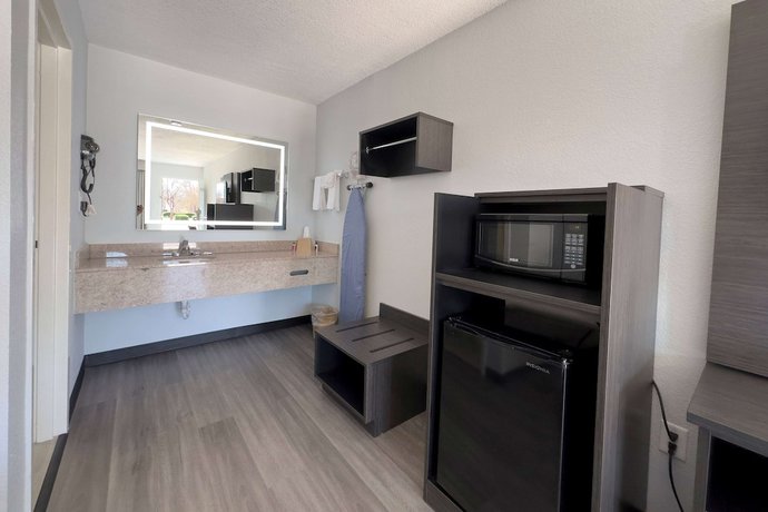 Imagen de la habitación del Hotel Baymont by Wyndham Rock Hill. Foto 14