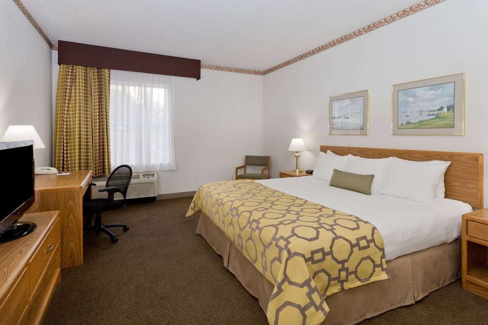 Imagen de la habitación del Hotel Baymont by Wyndham Rockford. Foto 3