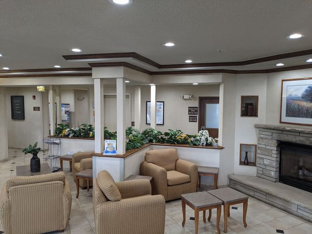 Imagen de los interiores del Hotel Baymont by Wyndham Rockford. Foto 19