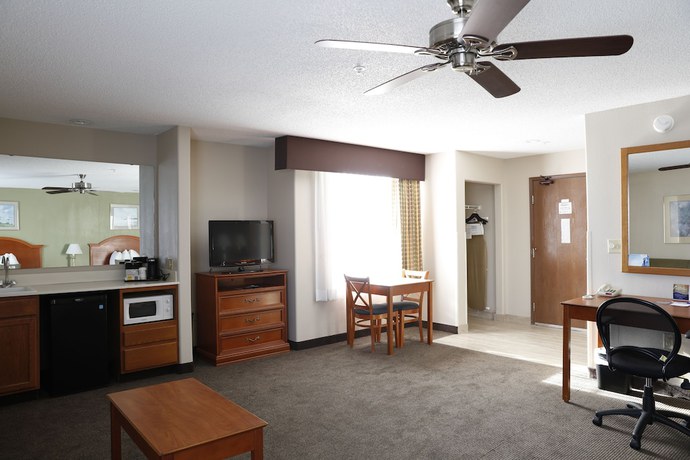 Imagen de la habitación del Hotel Baymont by Wyndham Rockford. Foto 18
