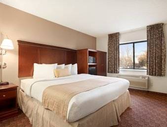 Imagen de la habitación del Hotel Baymont by Wyndham Sioux Falls Near West 41st Street. Foto 4
