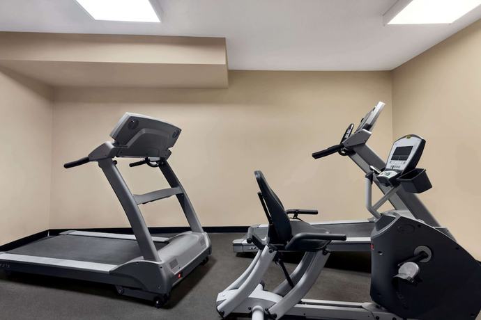 Imagen de los interiores del Hotel Baymont by Wyndham Sioux Falls West (67058) Sioux/ Near Airport. Foto 16
