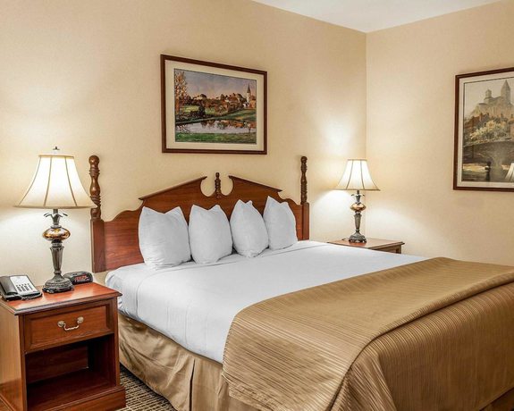 Imagen de la habitación del Hotel Baymont by Wyndham South Bend Near Notre Dame. Foto 2