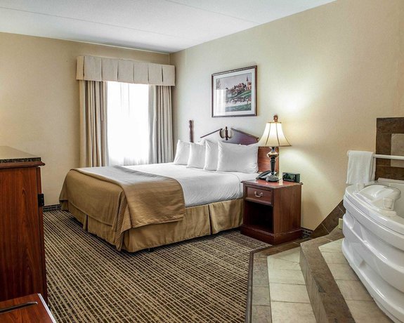 Imagen de la habitación del Hotel Baymont by Wyndham South Bend Near Notre Dame. Foto 5