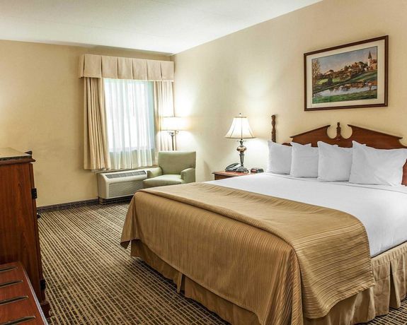 Imagen de la habitación del Hotel Baymont by Wyndham South Bend Near Notre Dame. Foto 14