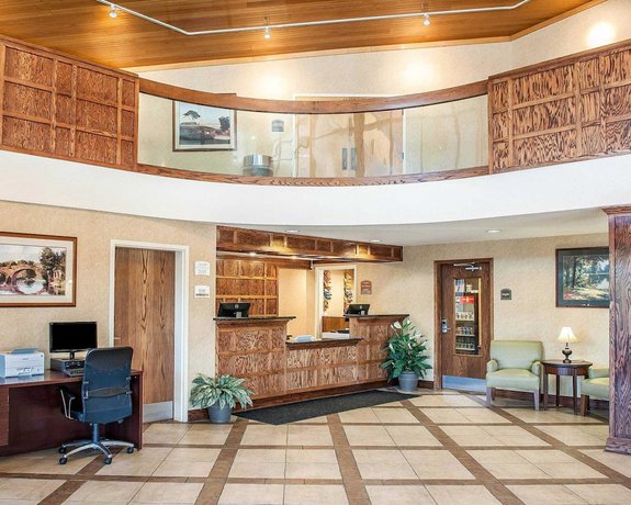 Imagen de los interiores del Hotel Baymont by Wyndham South Bend Near Notre Dame. Foto 20