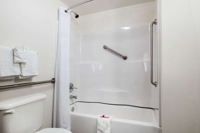 Imagen de la habitación del Hotel Baymont by Wyndham Spokane. Foto 6