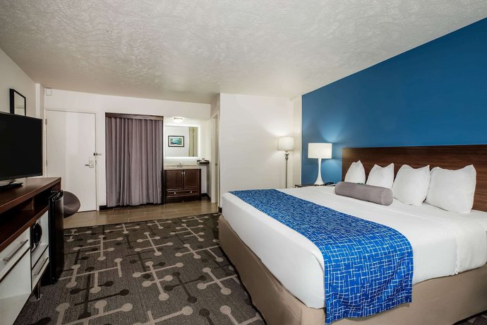 Imagen de la habitación del Hotel Baymont by Wyndham Spokane. Foto 8