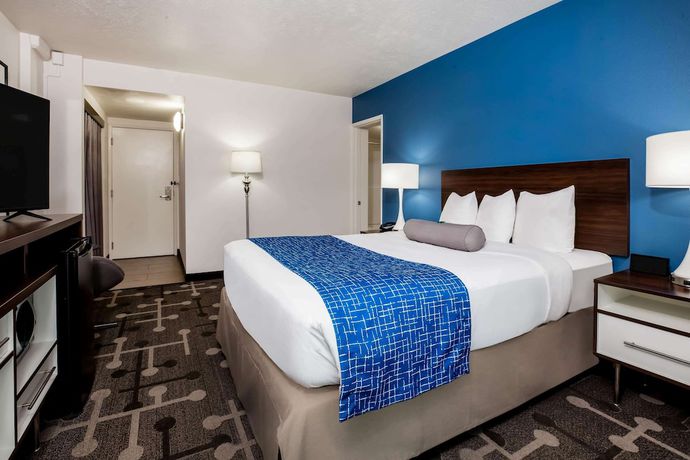 Imagen de la habitación del Hotel Baymont by Wyndham Spokane. Foto 11