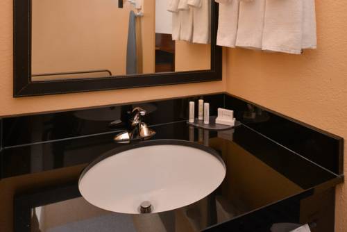 Imagen de la habitación del Hotel Baymont by Wyndham St. Charles. Foto 10