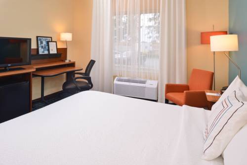 Imagen de la habitación del Hotel Baymont by Wyndham St. Charles. Foto 14