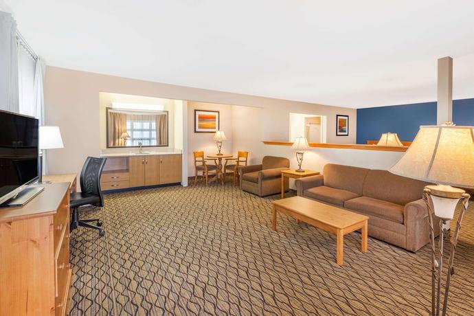 Imagen de la habitación del Hotel Baymont by Wyndham St. Ignace Lakefront. Foto 4