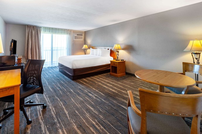 Imagen de la habitación del Hotel Baymont by Wyndham St. Ignace Lakefront. Foto 5