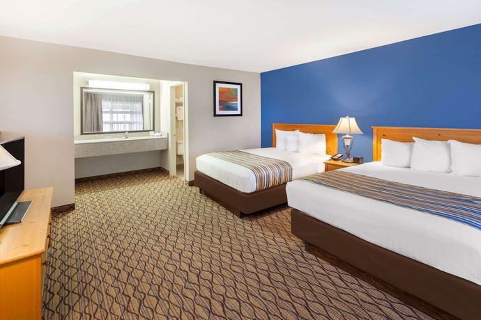 Imagen de la habitación del Hotel Baymont by Wyndham St. Ignace Lakefront. Foto 17