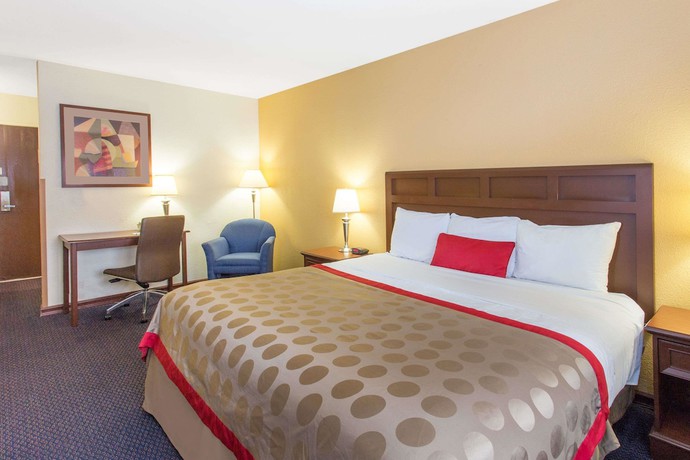 Imagen de la habitación del Hotel Baymont by Wyndham Waukesha. Foto 10