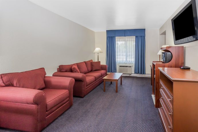 Imagen de la habitación del Hotel Baymont by Wyndham Waukesha. Foto 12