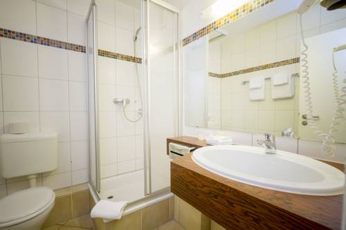 Imagen de la habitación del Hotel Baynunah Drachenfels. Foto 16