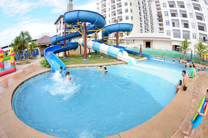 Imagen de la piscina del Hotel Bayou Lagoon Park Resort. Foto 15