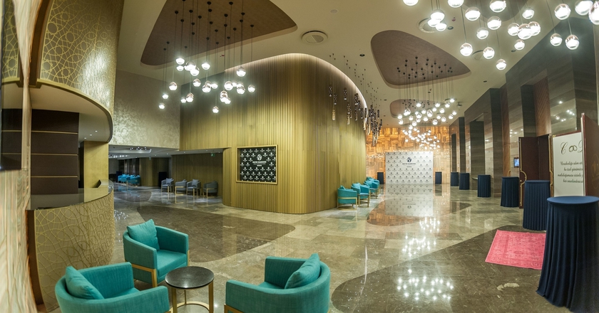 Imagen de los interiores del Hotel Bayır Diamond and Convention Center Konya. Foto 10