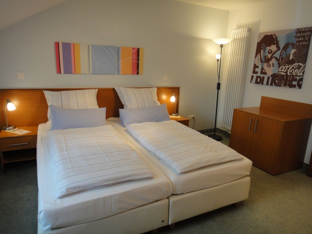 Imagen de la habitación del Hotel Bayrischer Hof, Heidelberg. Foto 6