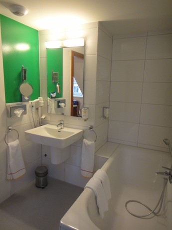 Imagen de la habitación del Hotel Bayrischer Hof, Heidelberg. Foto 9