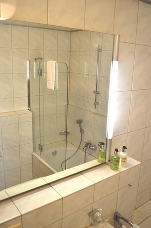 Imagen de la habitación del Hotel Bayrischer Hof, Heidelberg. Foto 11