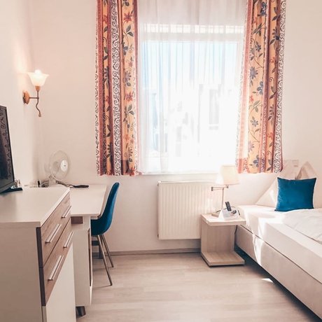 Imagen de la habitación del Hotel Bayrischer Hof, Wels. Foto 8