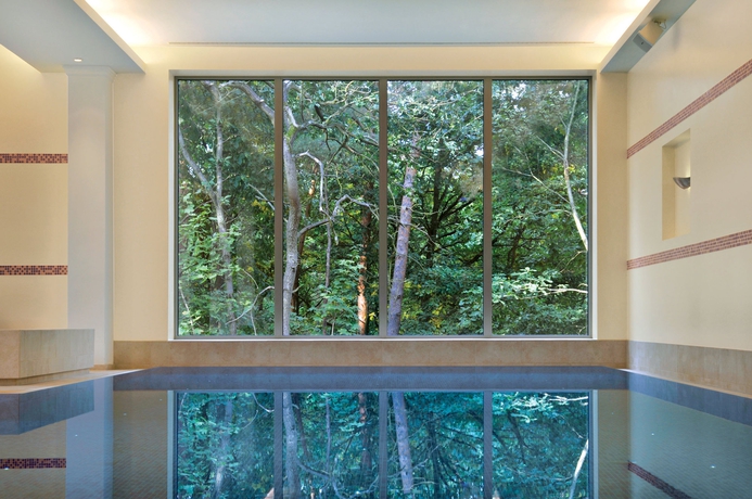 Imagen de la piscina del Hotel Bayrisches Haus Potsdam. Foto 9