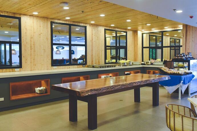 Imagen general del Hotel Bay's Inn. Foto 10