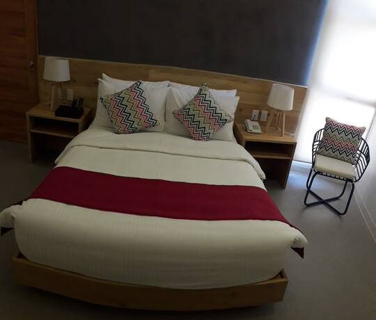 Imagen general del Hotel Bay's Inn. Foto 13