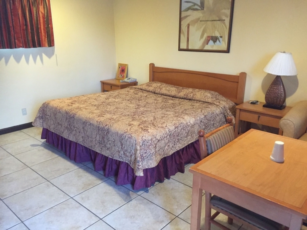 Imagen de la habitación del Hotel Bayshore Inn Motel. Foto 2