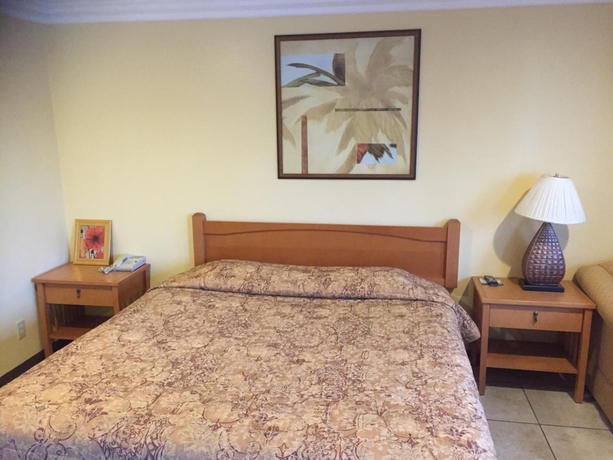 Imagen de la habitación del Hotel Bayshore Inn Motel. Foto 11