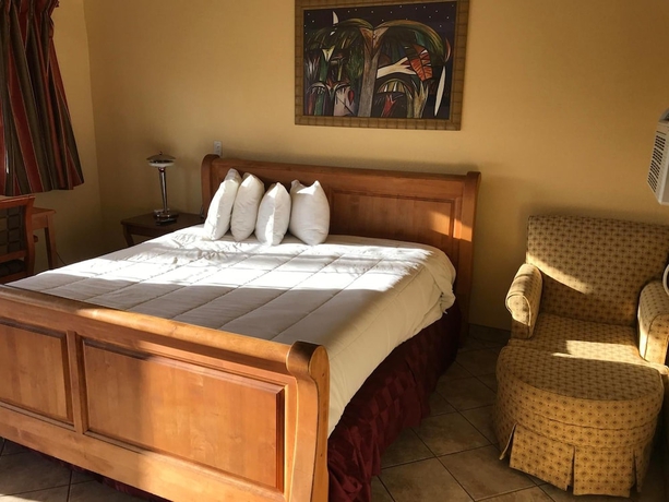 Imagen de la habitación del Hotel Bayshore Inn Motel. Foto 16