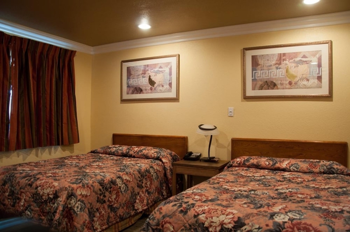 Imagen de la habitación del Hotel Bayshore Inn Motel. Foto 18