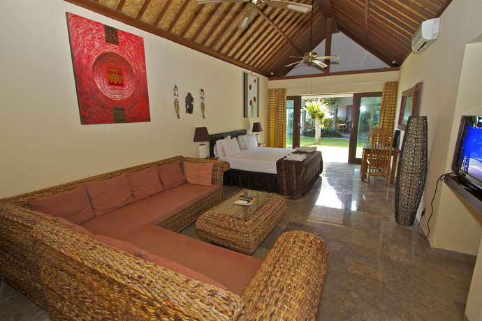 Imagen de la habitación del Hotel Bayshore Villas Candi Dasa. Foto 15