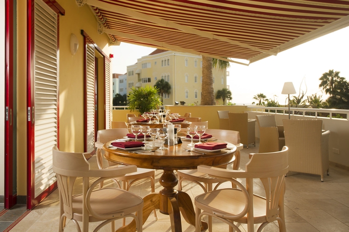 Imagen general del Hotel Bayside Boutique - Blue Bay Golf and Beach Resort. Foto 2