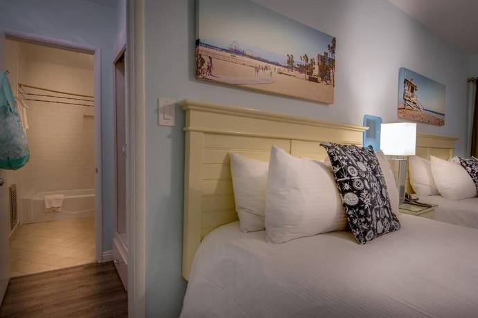 Imagen de la habitación del Hotel Bayside. Foto 9