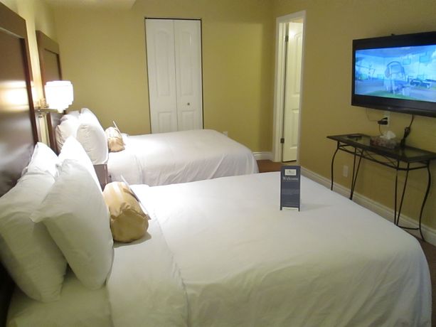 Imagen de la habitación del Hotel Bayside Inn And Waterfront Suites. Foto 2